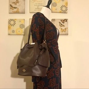 NWT Coach Petal Bag 22 in Pebble Leather